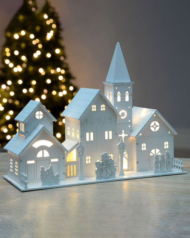 Pre-Lit Wooden Church Scene, 22 cm – We R Christmas