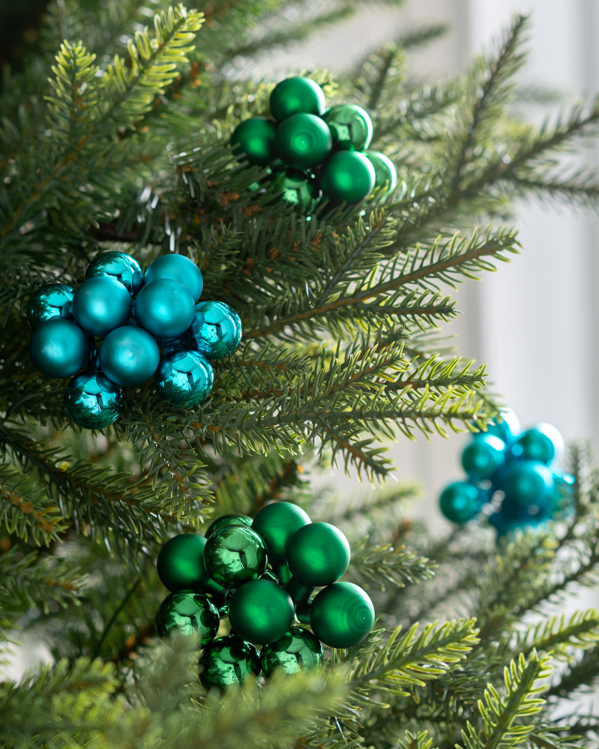 Emerald Green Glass Berry Cluster Baubles, 5 pack