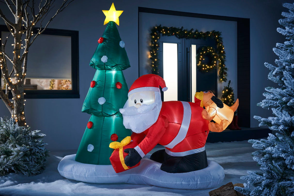 Pre-Lit Inflatable Christmas Tree with Santa & Dog, 7 ft – We R Christmas