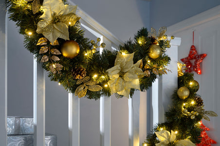 Pre-Lit Extra-Thick Multi-Functional Garland, 9 ft — We R Christmas