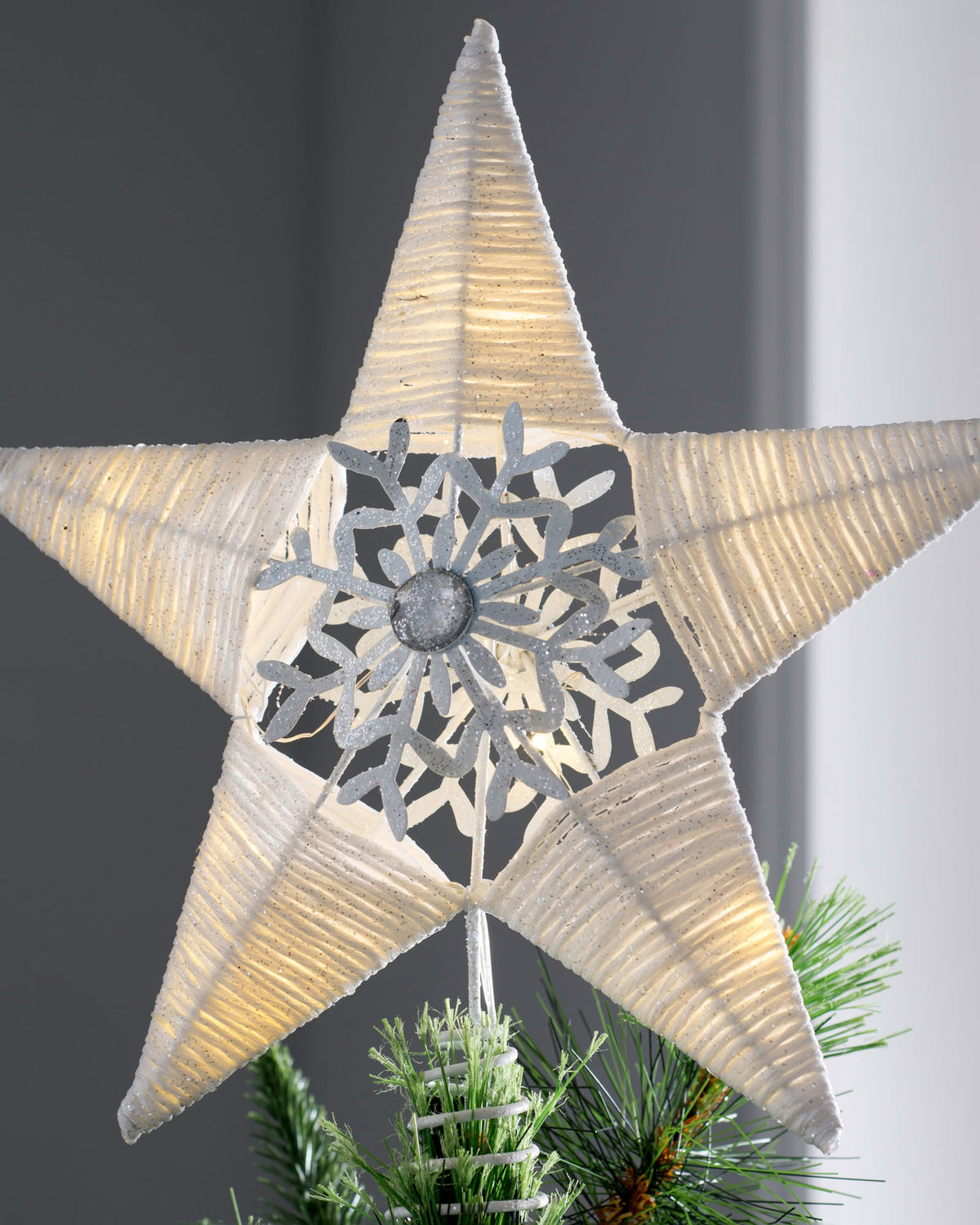 Pre-Lit Snowflake Christmas Tree Topper, White, 31 cm
