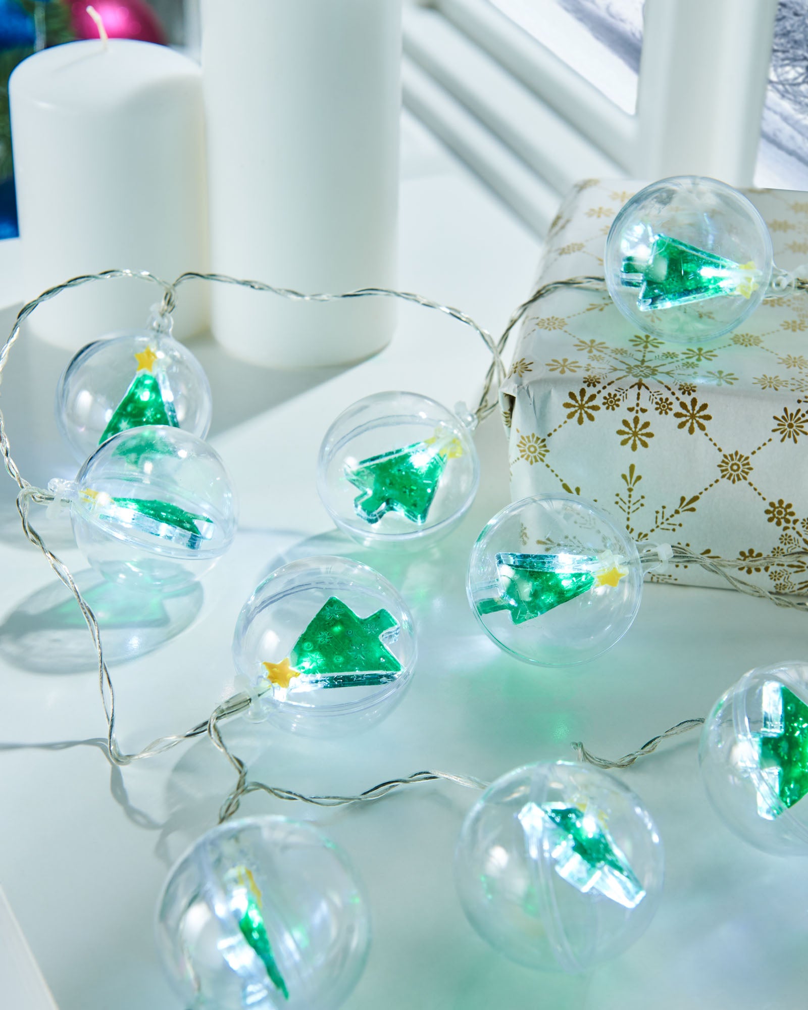 10 Christmas Tree Bauble LED String Lights, 1.8 m