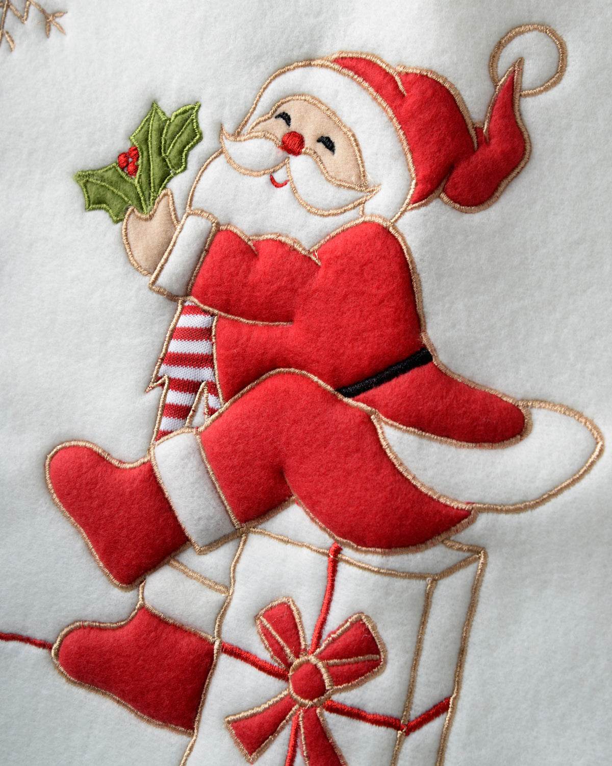 Santa Christmas Tree Skirt, Red/White, 107 cm