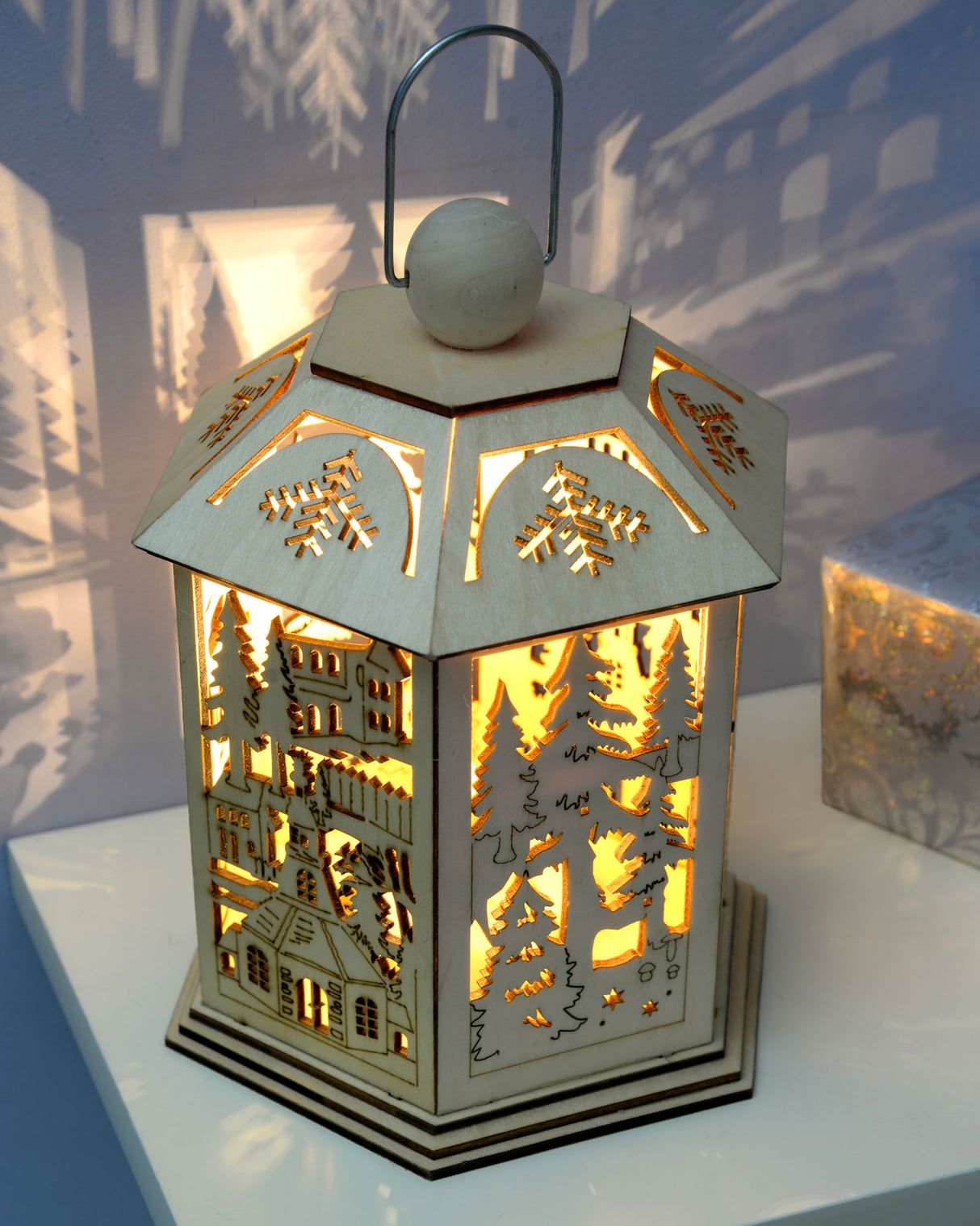 Pre-Lit Decorative Wooden Lantern, 20 cm