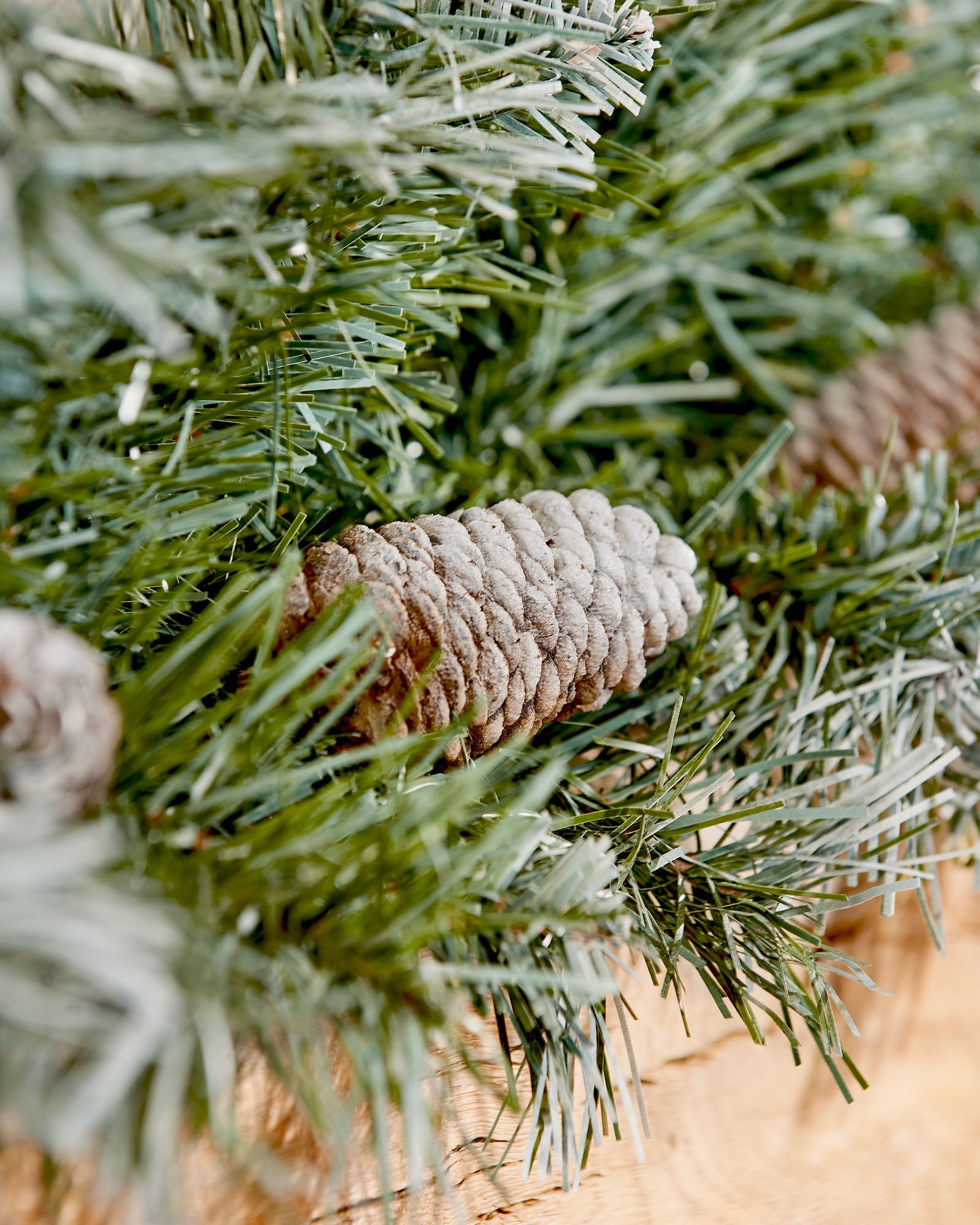 Pre-Decorated Frosted Scandinavian Blue Spruce Garland, 9 ft