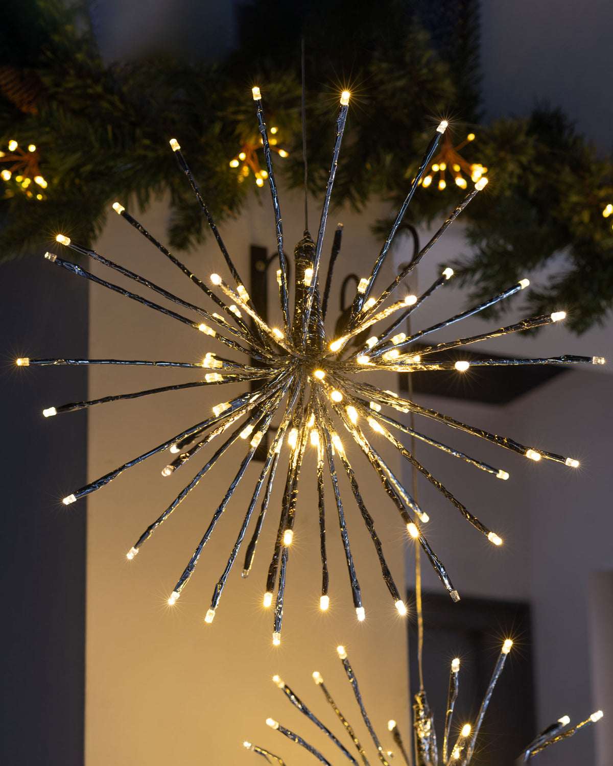 3D Flashing Starburst Hanging Silhouette, 30 cm